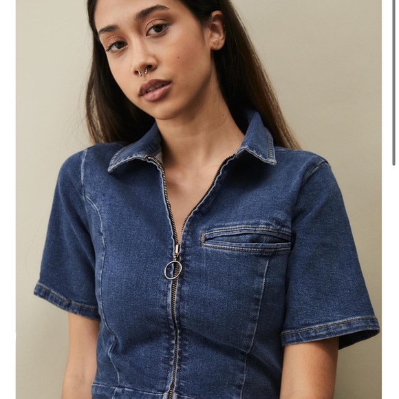 Urban Outfitters BDG Hello Sunshine Denim Jumpsuit Size Small - Picture 3 of 12